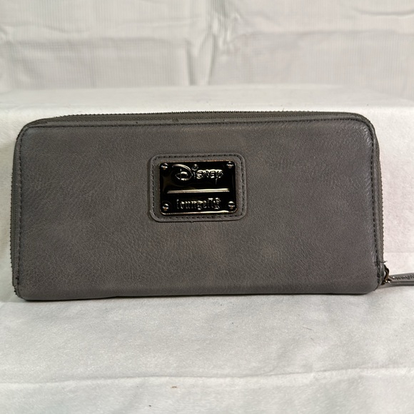 Loungefly Disney Grey Minnie Sequin Bow zip wallet - Picture 2 of 9